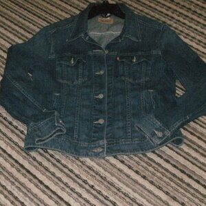 Levi's Classic Blue Jean Denim Jacket Stretch 99% cotton 1% spandex size XL